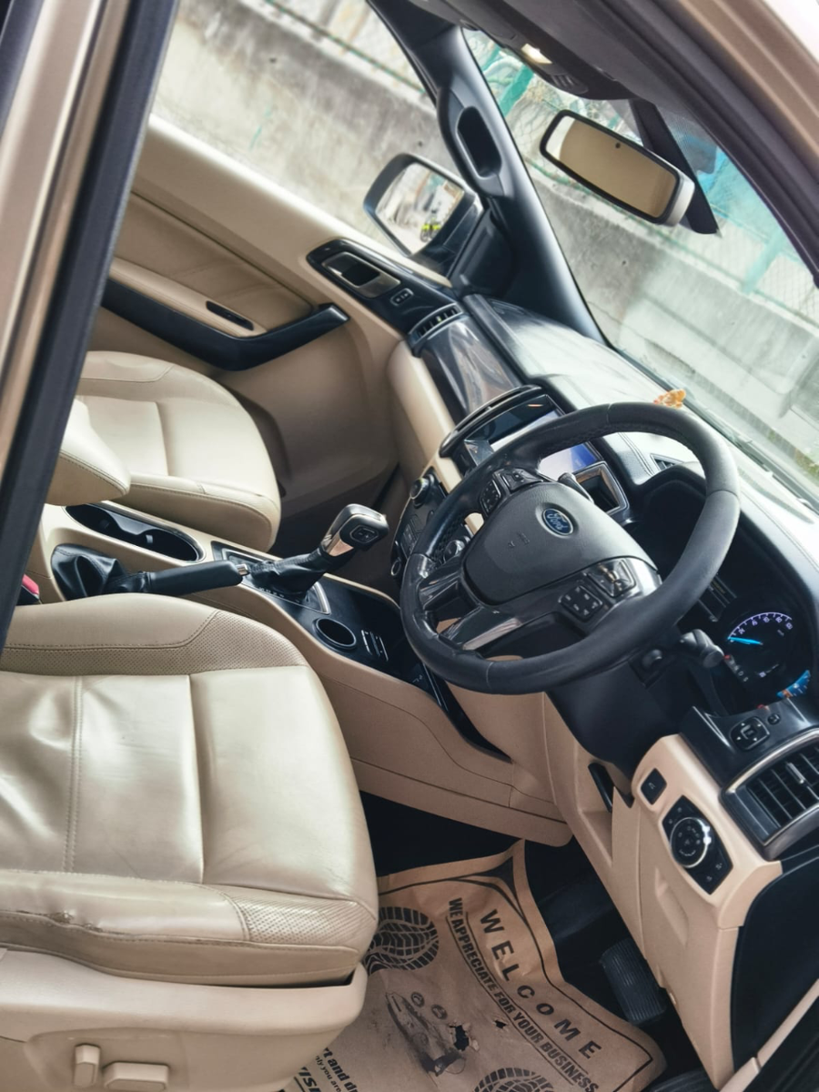 2020 FORD ENDEAVOUR TITANIUM PLUS 2L