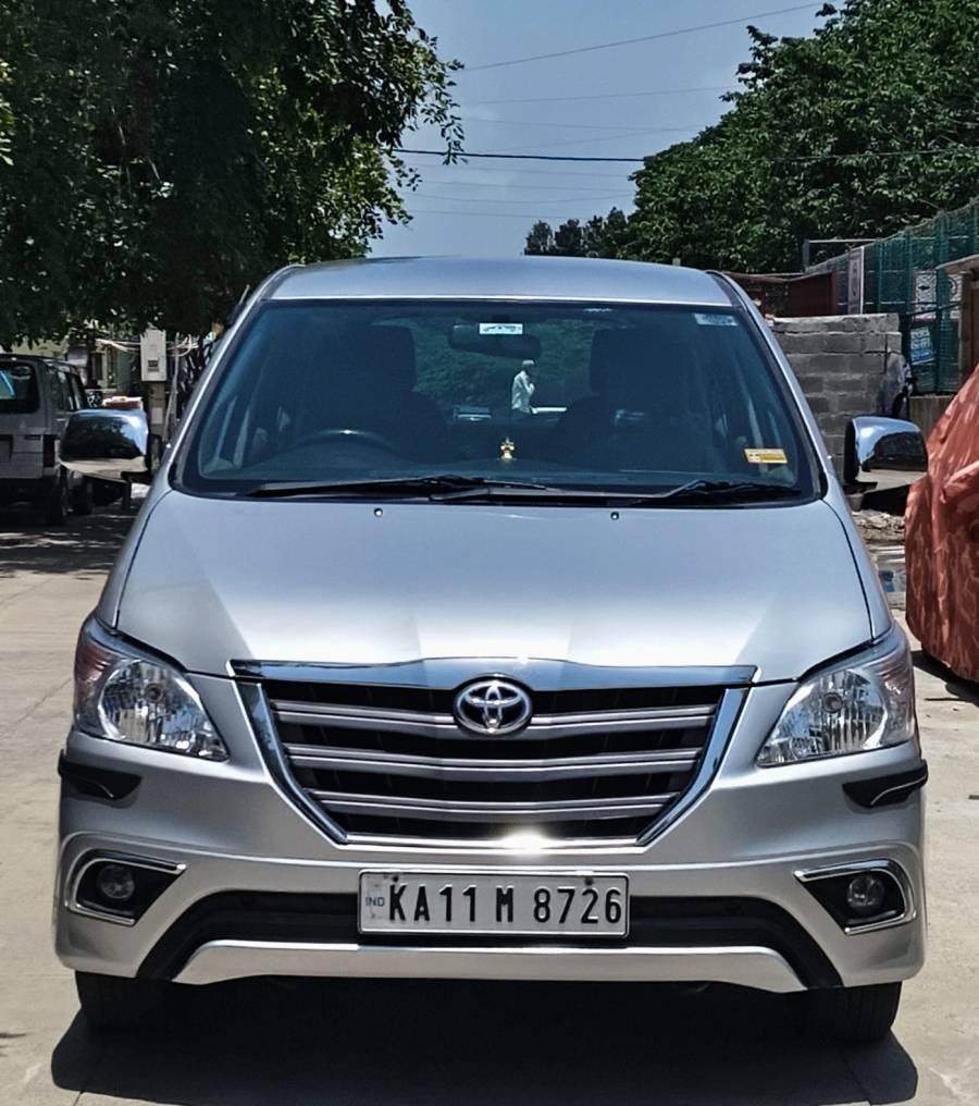2016 TOYOTA INNOVA 2.5 G
