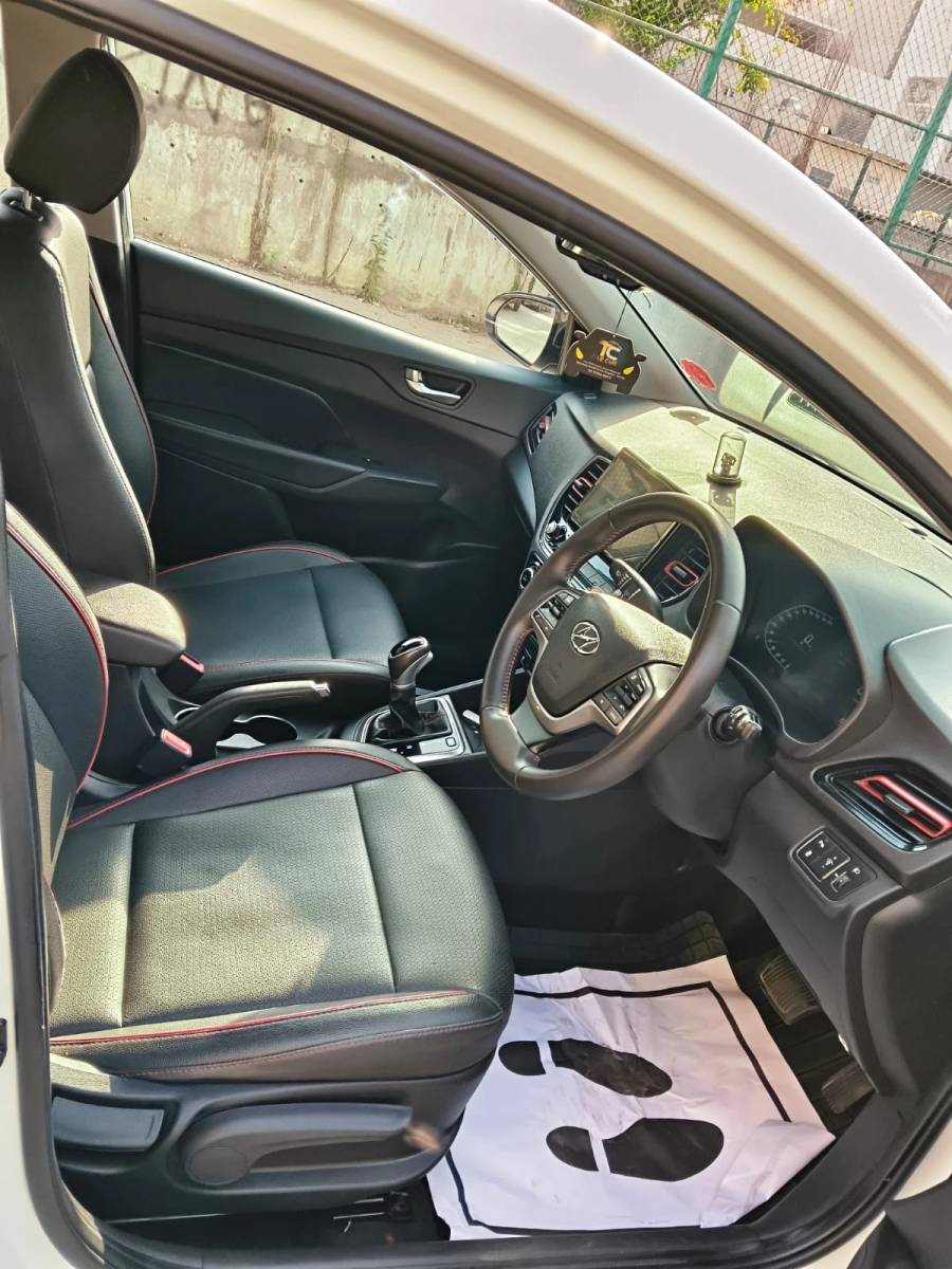 2023 HYUNDAI Verna