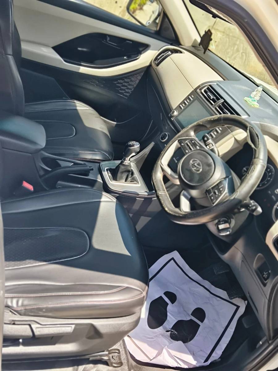 2022 HYUNDAI CRETA 1.5 EX